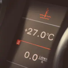 Ile wchodzi płynu do chłodnicy Audi A3? Sprawdź, by uniknąć problemów