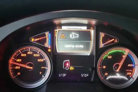 Ile oleju do silnika daf xf 106? Sprawdź, aby uniknąć problemów