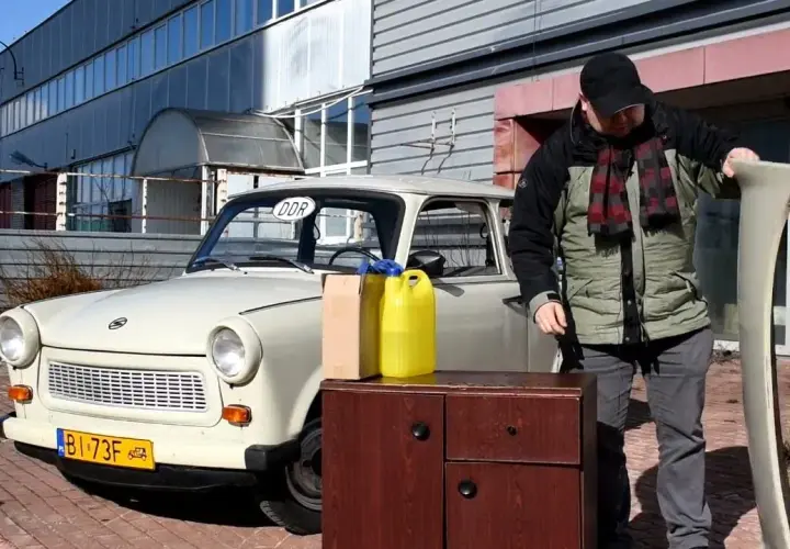 Trabant z czego karoseria? Odkryj tajemnice duroplastu i jego zalety