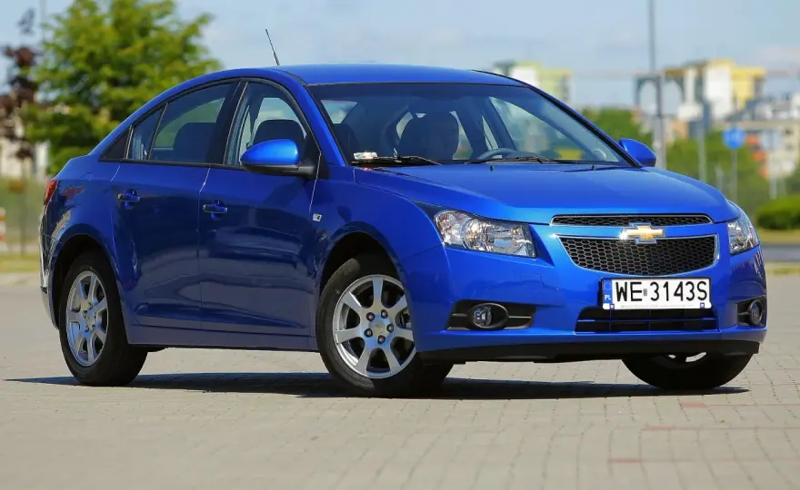 Chevrolet Cruze jaki silnik wybrać? Poznaj najlepsze opcje silnikowe