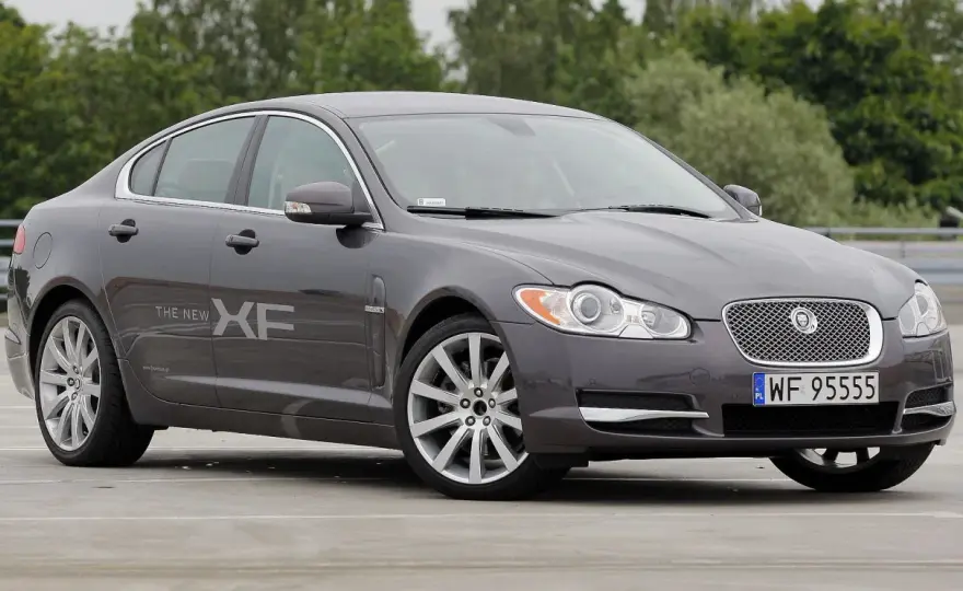 Jaguar XF 2.2 diesel – co to za silnik i jakie ma osiągi?