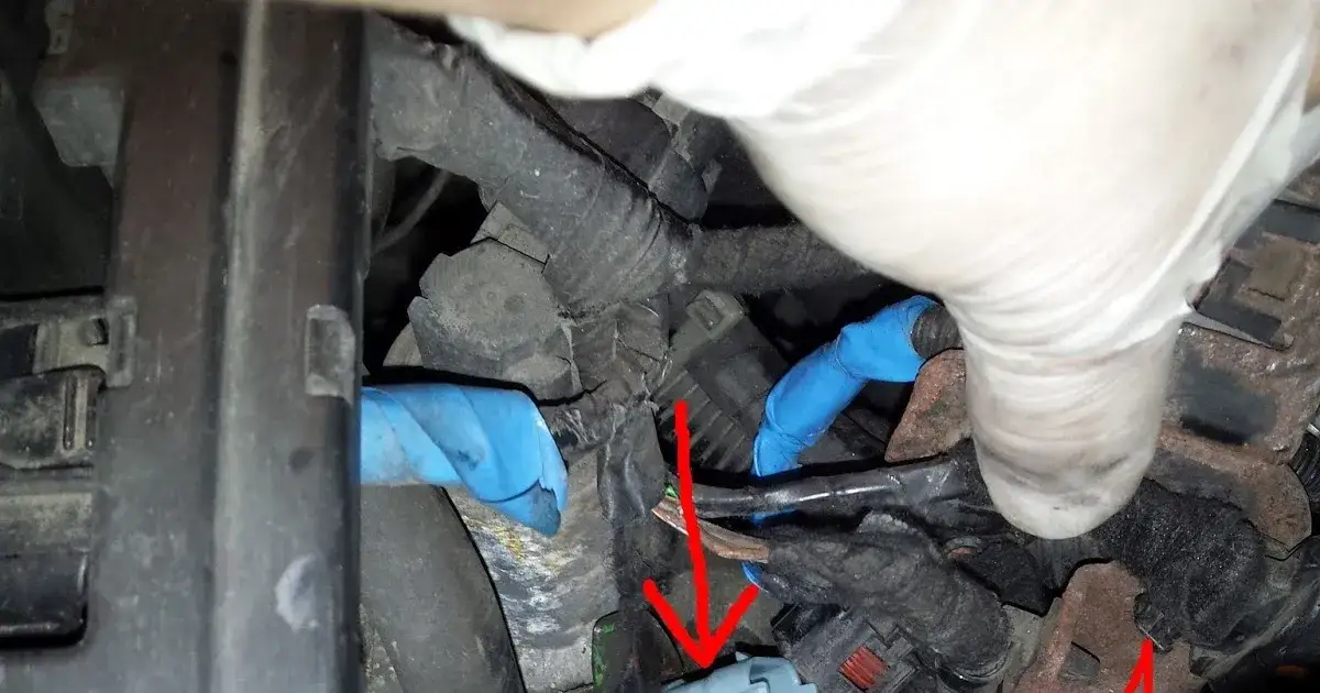 Zdjęcie Gdzie jest czujnik temperatury silnika Opel Meriva – znajdź go łatwo